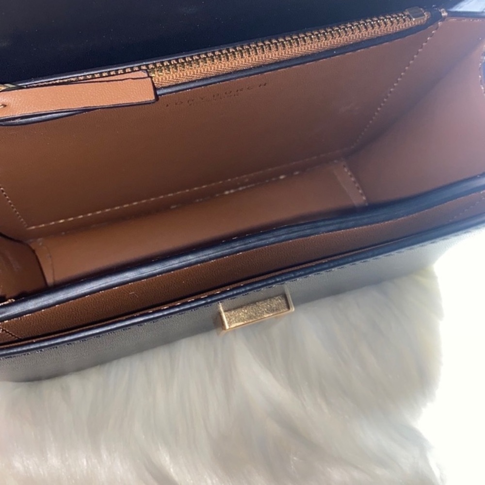 🖤Tory Burch small Eleanor crossbody🖤 - Picture 5 of 6